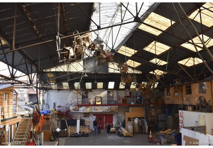 (c) Lycée Suger - Julie ZAKINE